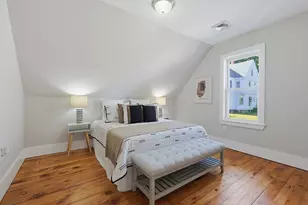 26 Pleasant St, Beverly, MA 01915 - Photo 19