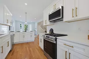 26 Pleasant St, Beverly, MA 01915 - Photo 1