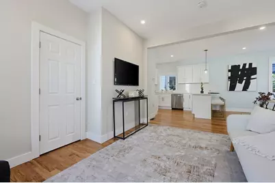 26 Pleasant St, Beverly, MA 01915 - Photo 7