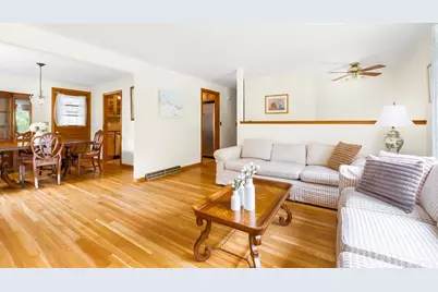 31 Robert Rd, Holliston, MA 01746 - Photo 5