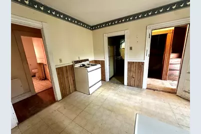 106 County St, Attleboro, MA 02703 - Photo 3