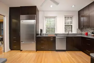 31 Linnaean St, Cambridge, MA 02138 - Photo 5