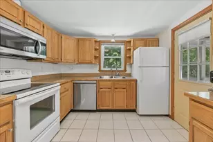 12 Althea Rd, Randolph, MA 02368 - Photo 3