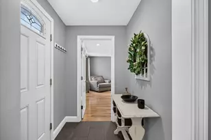 38 Brown Ave, Lunenburg, MA 01462 - Photo 5