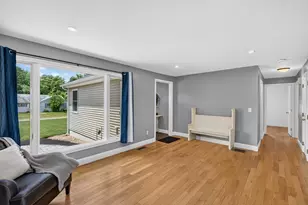 38 Brown Ave, Lunenburg, MA 01462 - Photo 7