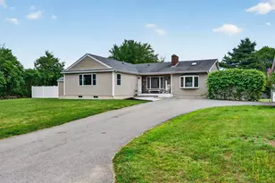 38 Brown Ave, Lunenburg, MA 01462 - Photo 3