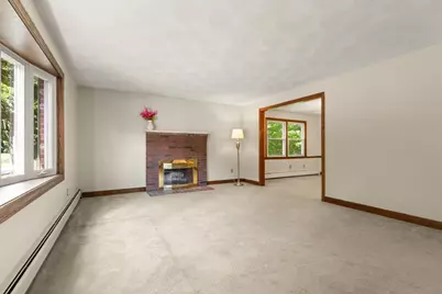 17 Tamarock Ter, Stoneham, MA 02180 - Photo 9