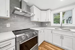 41 Kenneth St, West Bridgewater, MA 02379 - Photo 7