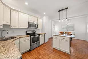 9 Maple St, Kingston, MA 02364 - Photo 5