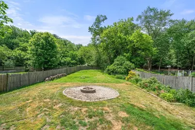 9 Maple St, Kingston, MA 02364 - Photo 25