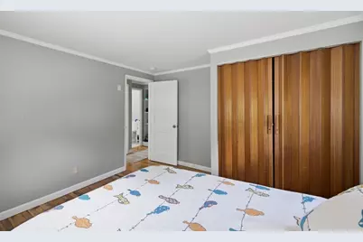 37 Courier St, Weymouth, MA 02190 - Photo 13