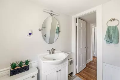 4 Newhall Ave, Saugus, MA 01906 - Photo 17