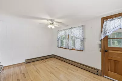 335 Pelham Rd, Dracut, MA 01826 - Photo 13