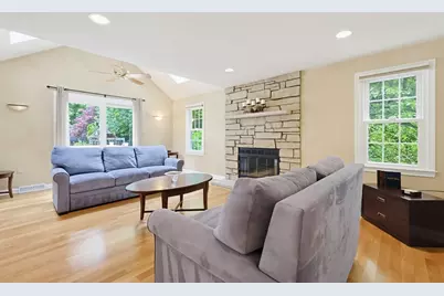 27 Heritage Avenue, Ashland, MA 01721 - Photo 7