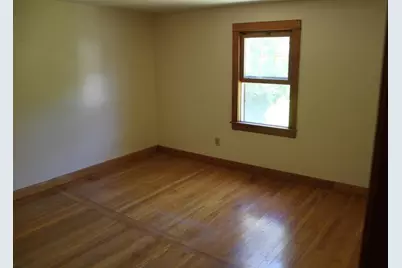 140 Millbury St, Grafton, MA 01519 - Photo 5