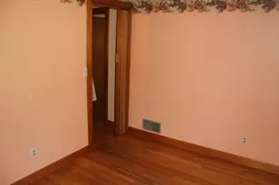 140 Millbury St, Grafton, MA 01519 - Photo 11