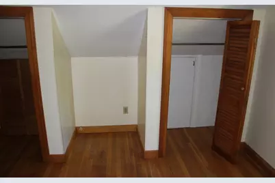 140 Millbury St, Grafton, MA 01519 - Photo 9
