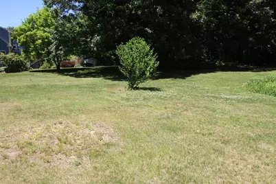 140 Millbury St, Grafton, MA 01519 - Photo 25