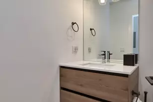 472 W Broadway, Boston, MA 02127 - Photo 11