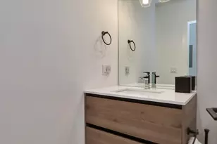 472 W Broadway, Boston, MA 02127 - Photo 11