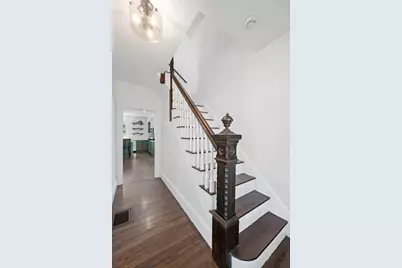 8 Chestnut St, Lynn, MA 01902 - Photo 15