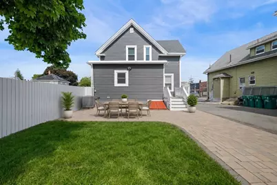 8 Chestnut St, Lynn, MA 01902 - Photo 31