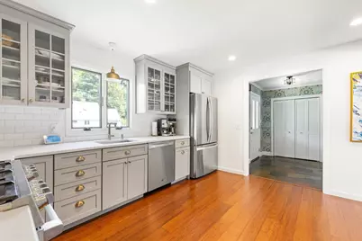 14 Hardwick Rd, Natick, MA 01760 - Photo 5
