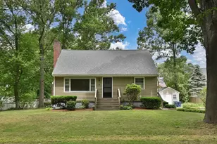68 Kernwood Ave, Tewksbury, MA 01876 - Photo 1
