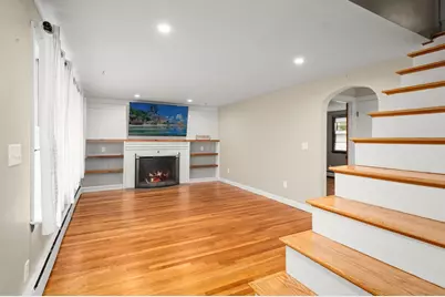 68 Kernwood Ave, Tewksbury, MA 01876 - Photo 9