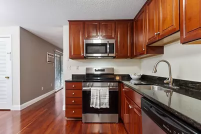2510 Skyline #7, Lowell, MA 01854 - Photo 29
