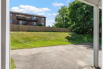 2510 Skyline #7, Lowell, MA 01854 - Photo 11