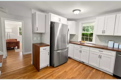 19 Country Ln, Sharon, MA 02067 - Photo 5