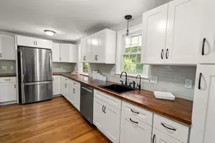 19 Country Ln, Sharon, MA 02067 - Photo 3