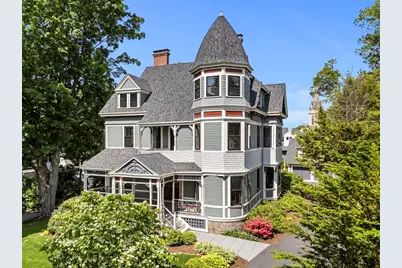 44 Putnam, Newton, MA 02465 - Photo 1