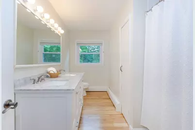 4 Wilson St, Wareham, MA 02571 - Photo 9