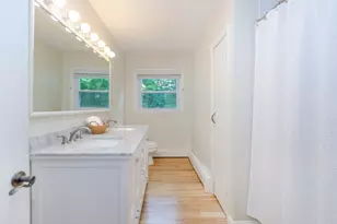 4 Wilson St, Wareham, MA 02571 - Photo 9