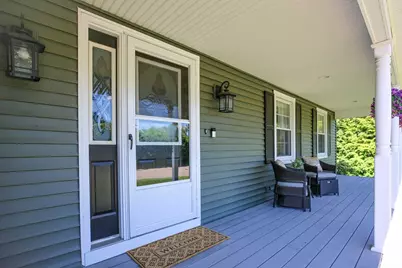 29 Winchester Ave, Auburn, MA 01501 - Photo 3