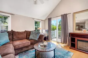 202 Allerton Commons Ln, Braintree, MA 02184 - Photo 5