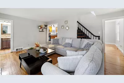 15 Lucerne Road, Springfield, MA 01119 - Photo 7