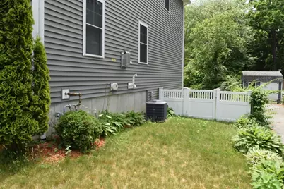 142 Grove Ave, Wilmington, MA 01887 - Photo 21