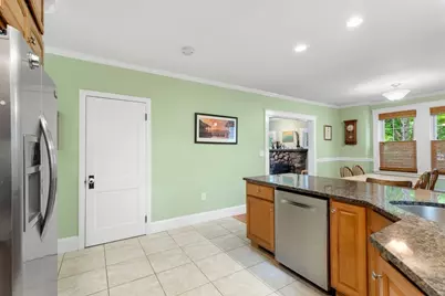 304 Lowell Street, Reading, MA 01867 - Photo 15