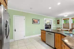 304 Lowell St, Reading, MA 01867 - Photo 15