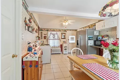 53 Corbett St, Lowell, MA 01852 - Photo 19