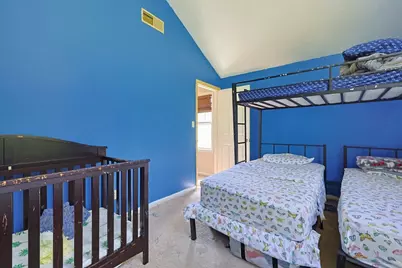 75 Warren St W #8, Raynham, MA 02767 - Photo 23