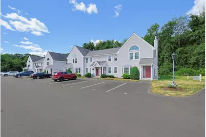 75 Warren St W #8, Raynham, MA 02767 - Photo 5