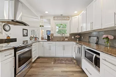11 Blake Ave, West Boylston, MA 01583 - Photo 5