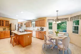 48 Mill Pond Cir, Milford, MA 01757 - Photo 17