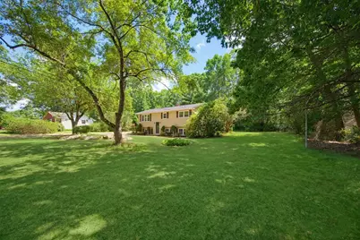 385 River Rd, Uxbridge, MA 01569 - Photo 3