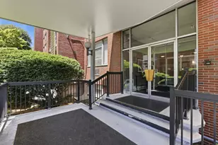 20 Hammond Pond Pkwy, Newton, MA 02467 - Photo 25