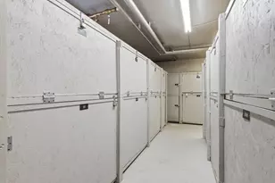 20 Hammond Pond Pkwy, Newton, MA 02467 - Photo 31